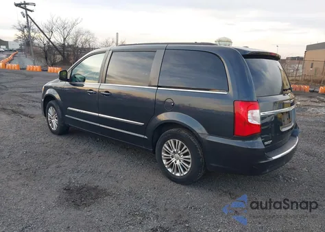 2013 Chrysler Town & Country Touring-L z USA, uszkodzony, nr VIN 2C4RC1CG6DR621512